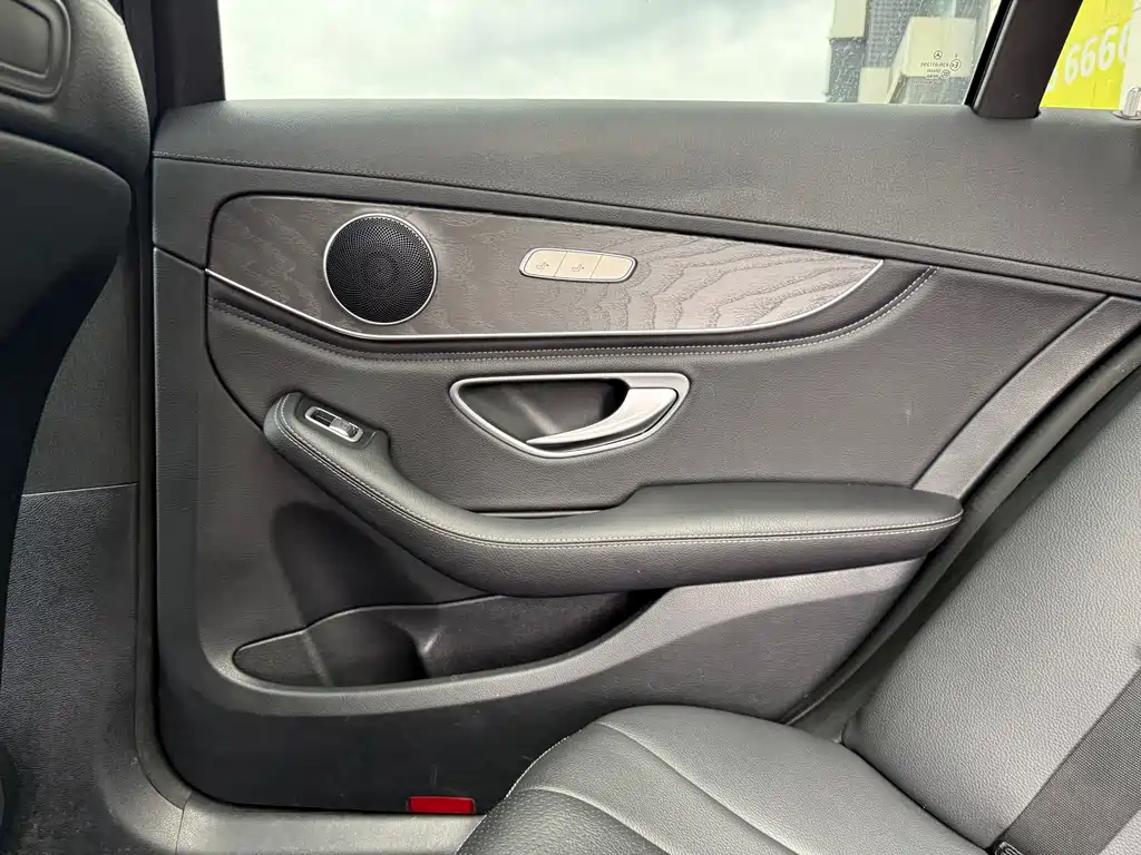 Mercedes-Benz C-Class — миниатюра 34