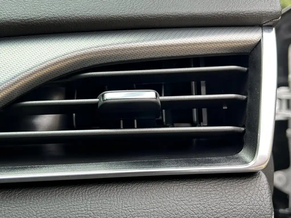 Cadillac CT5 — миниатюра 25