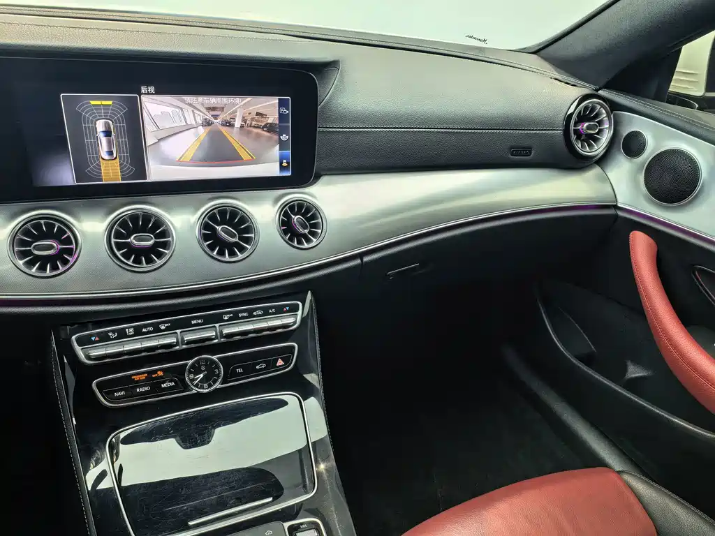 Mercedes-Benz E-Class (Import) — миниатюра 6