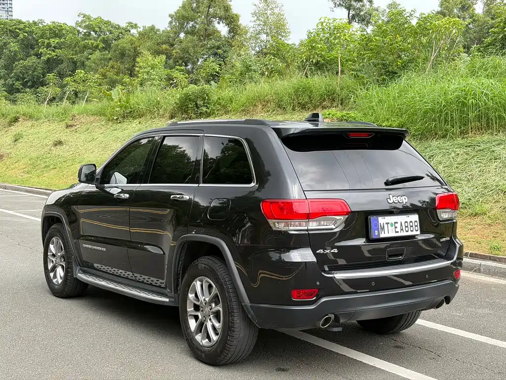 Jeep Grand Cherokee (Import) 3.0L Comfort Enjoy Navigation Edition, фото 13