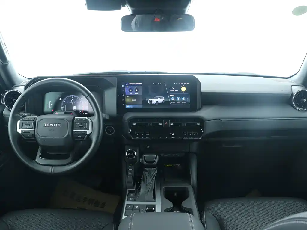 Toyota Prado — миниатюра 8