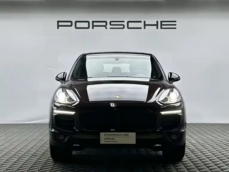 Porsche Cayenne Hybrid — миниатюра 2