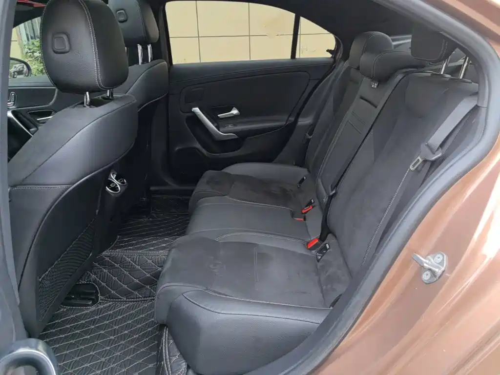 Mercedes-Benz A-Class — миниатюра 17