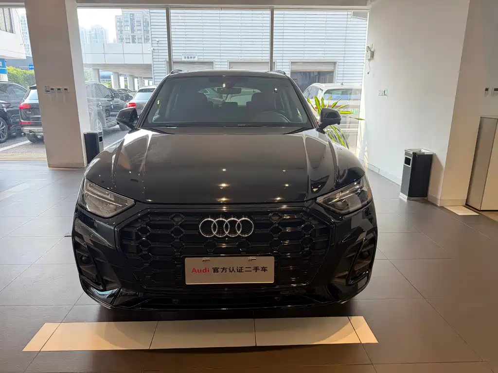 Audi Q5L — миниатюра 2