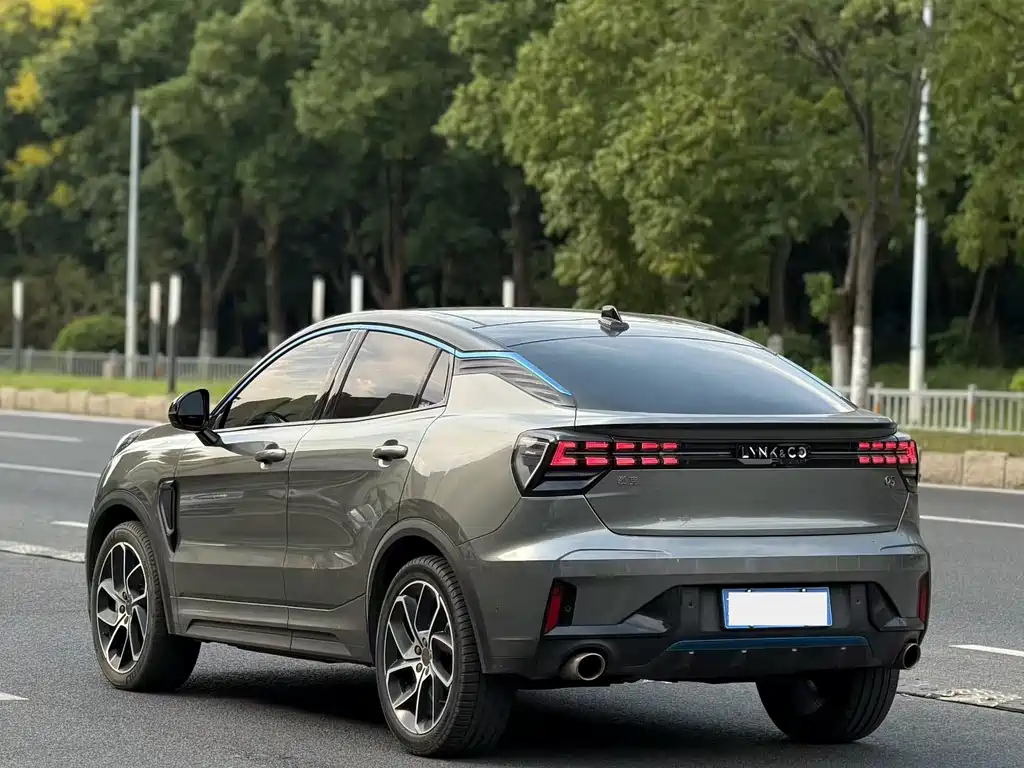 Lynk & Co 05 — миниатюра 4