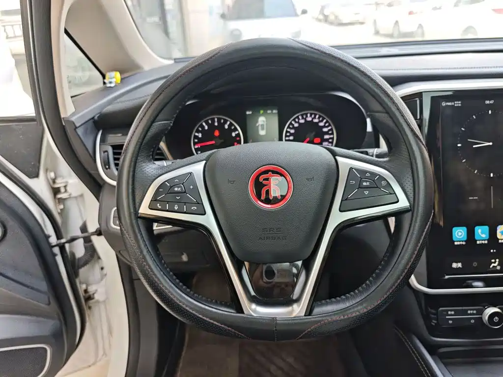 BYD MAX — миниатюра 11