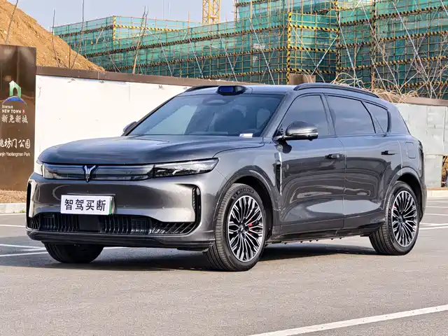 VOYAH LAN TU FREE 2025