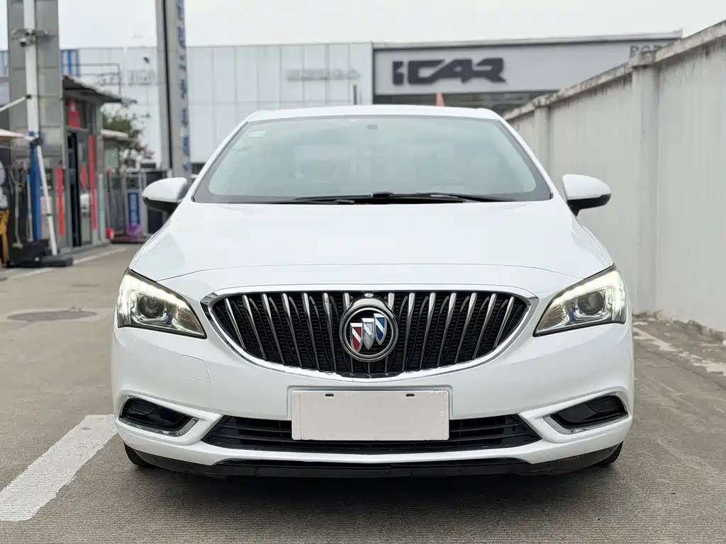Buick Verano — миниатюра 2