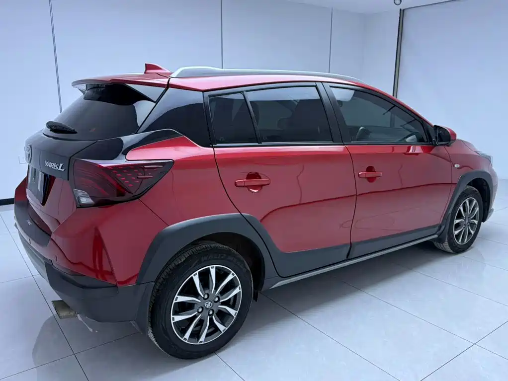 Toyota Yaris L — миниатюра 4