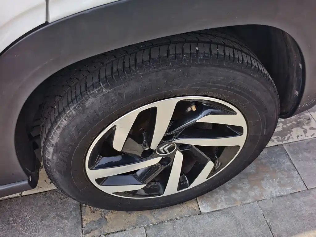 Citroen C3-XR — миниатюра 15