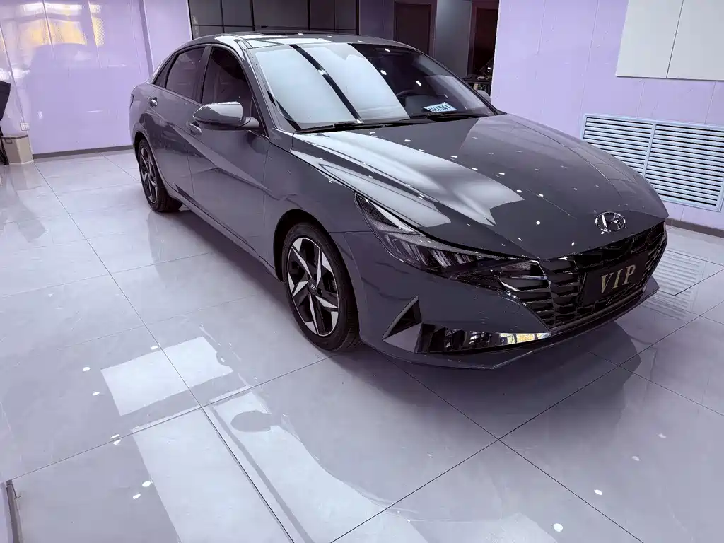 Hyundai Elantra — миниатюра 5