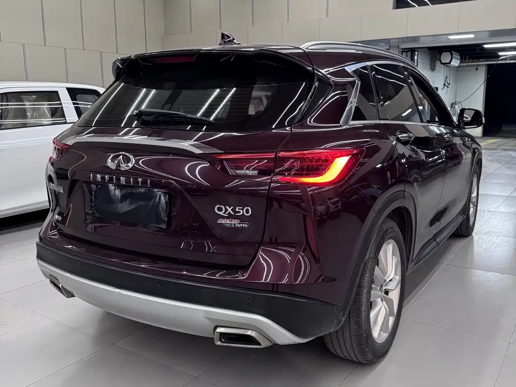 Infiniti QX50 — миниатюра 3
