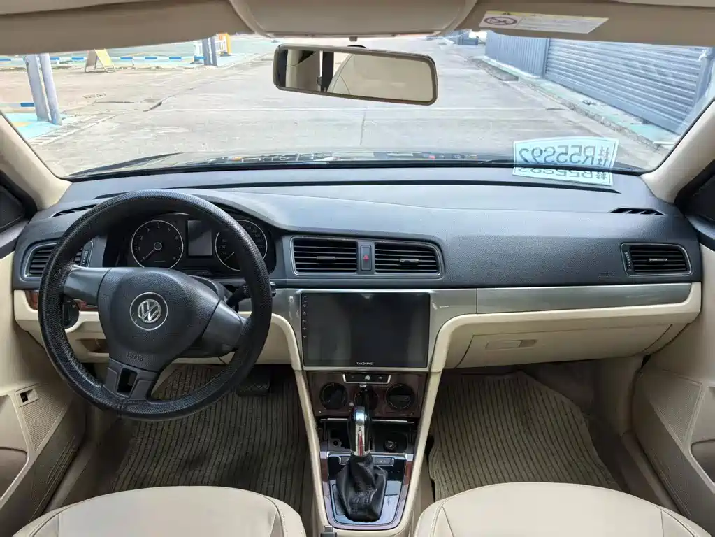 Volkswagen Lavida — миниатюра 9