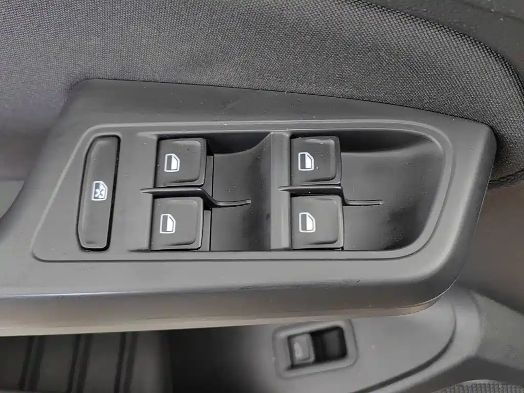 Volkswagen Lamando — миниатюра 9