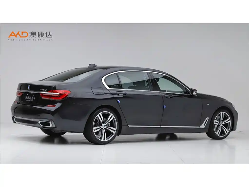 BMW 7 Series — миниатюра 3
