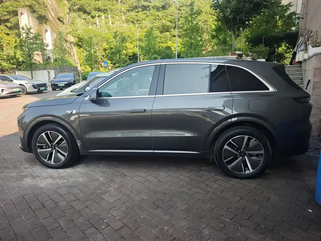 Li Auto L6 2024 Pro