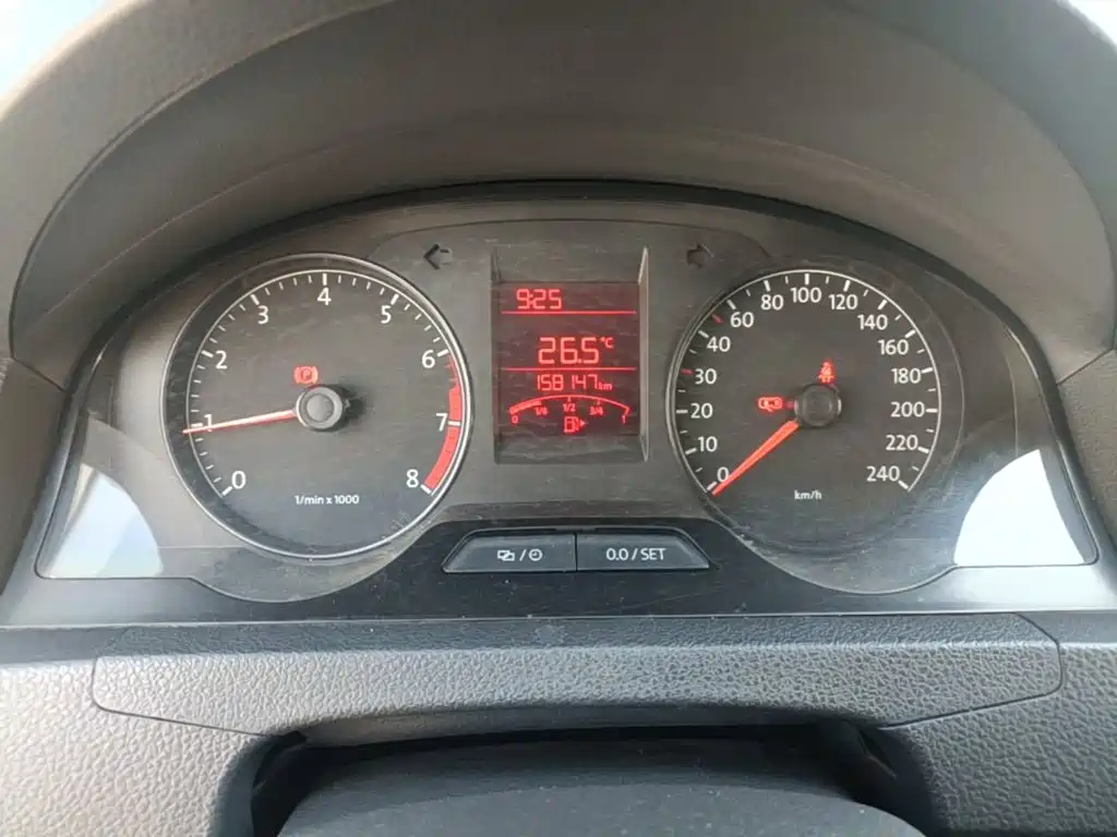 Volkswagen Santana — миниатюра 12