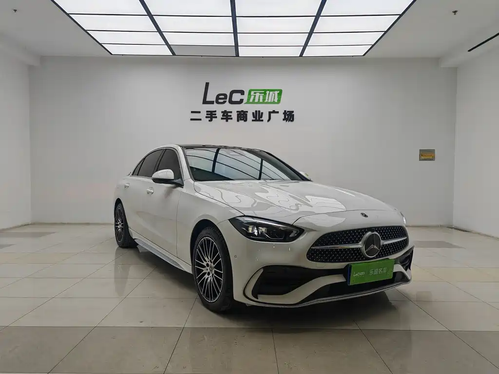 Mercedes-Benz C-Class — миниатюра 2