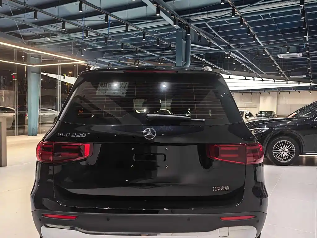 Mercedes-Benz GLB — миниатюра 5