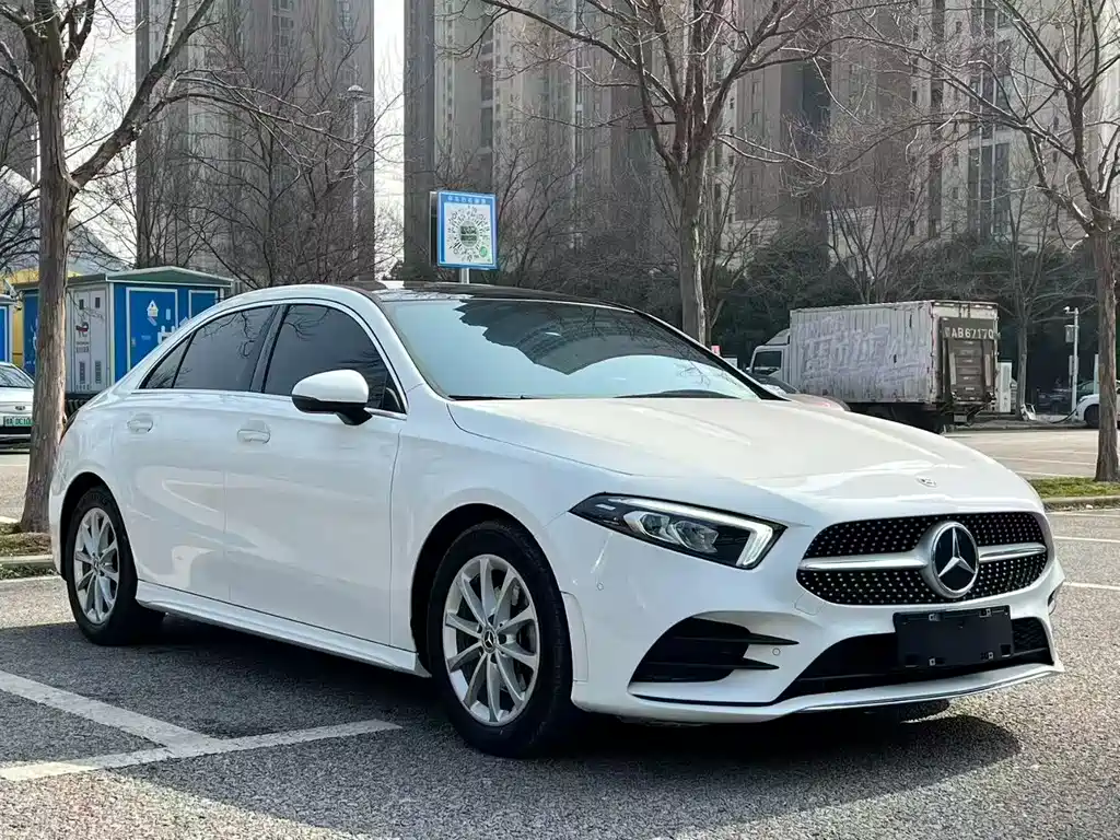 MERCEDES-BENZ A CLASS