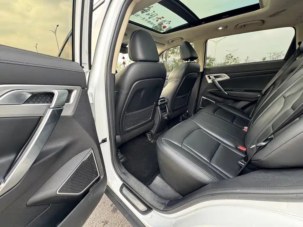 GEELY AUTOMOBILE BOYUE