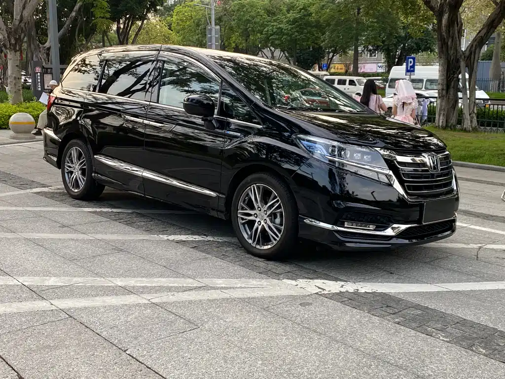 Honda Elysion 2019 2.0L