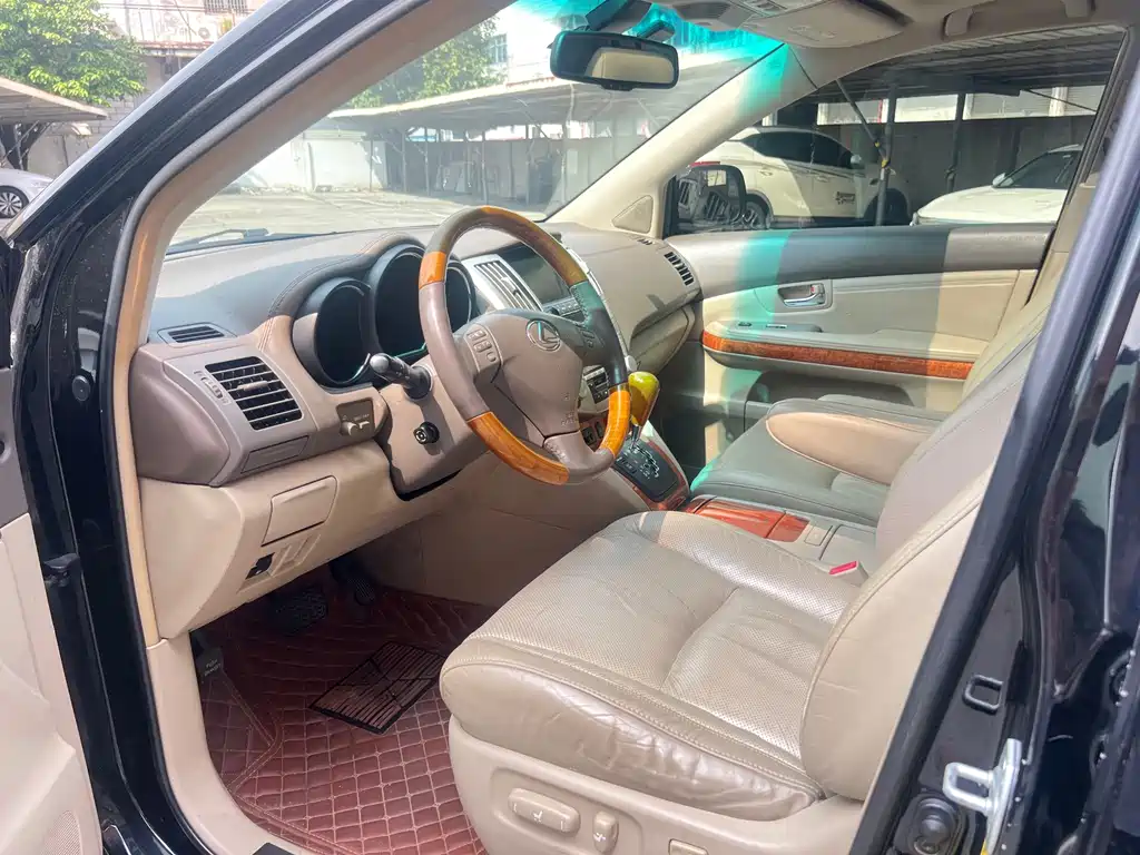 Lexus RX Classic — миниатюра 19