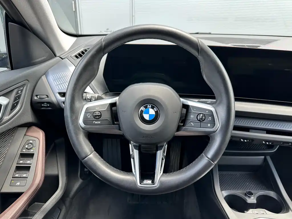 BMW 2 Series — миниатюра 12