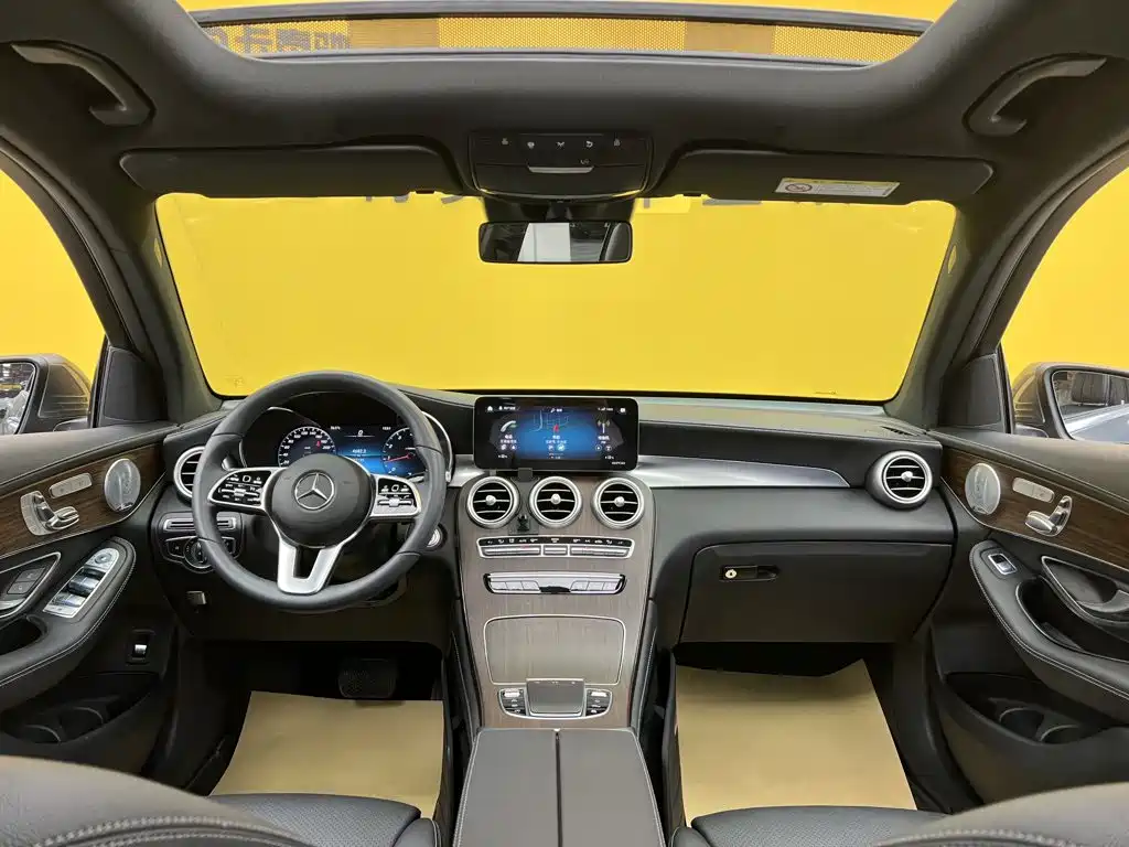 Mercedes-Benz GLC — миниатюра 11