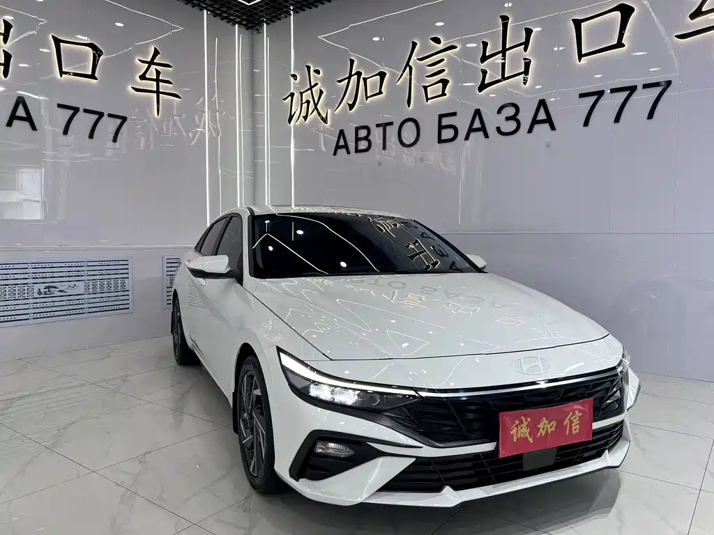 Hyundai Elantra — миниатюра 3
