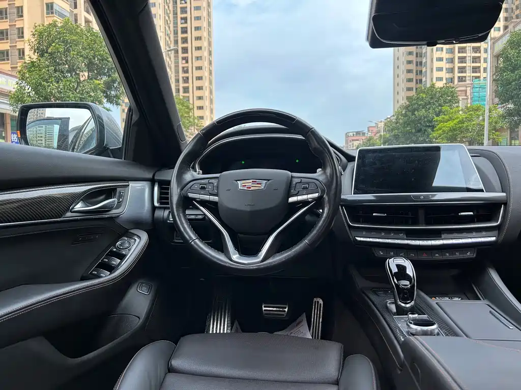 Cadillac CT5 — миниатюра 17