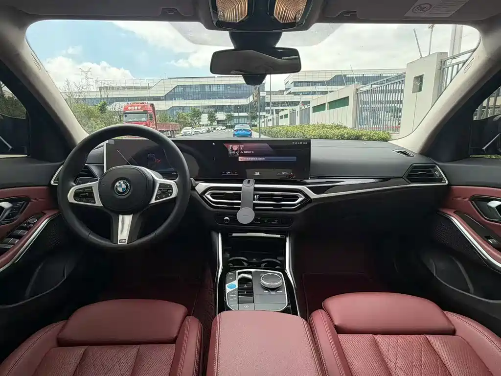 BMW i3 — миниатюра 5