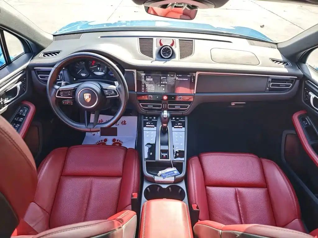Porsche Macan — миниатюра 4