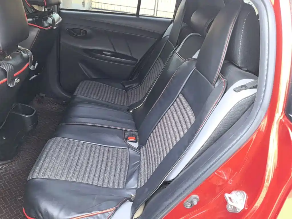 Toyota Yaris L — миниатюра 17