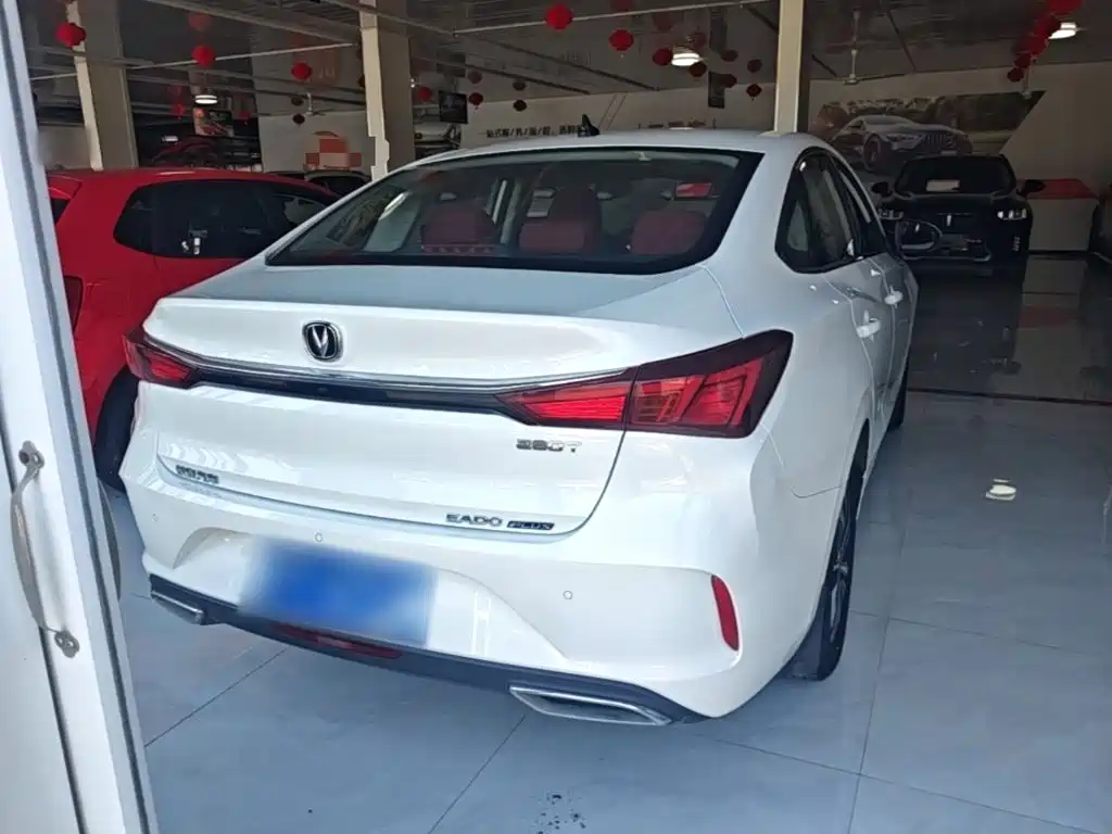Changan Eado — миниатюра 6
