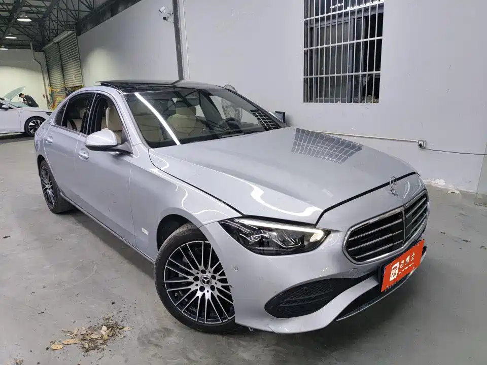 Mercedes-Benz C-Class — миниатюра 3
