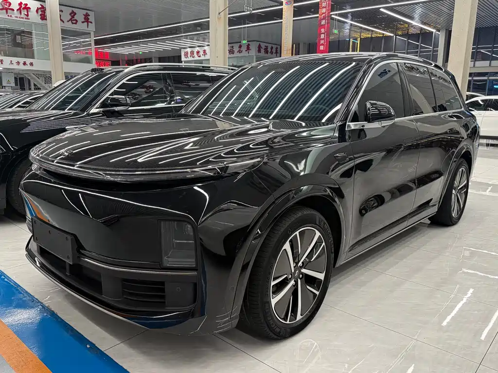Li Auto Li L8 — миниатюра 2