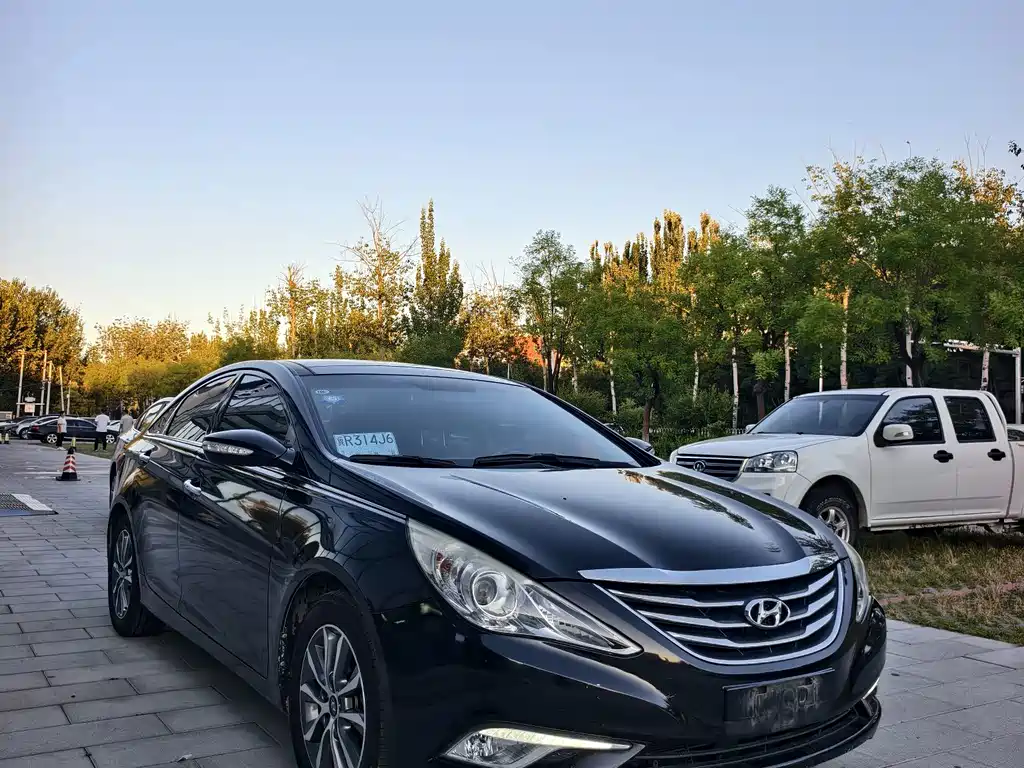Hyundai Sonata — миниатюра 3