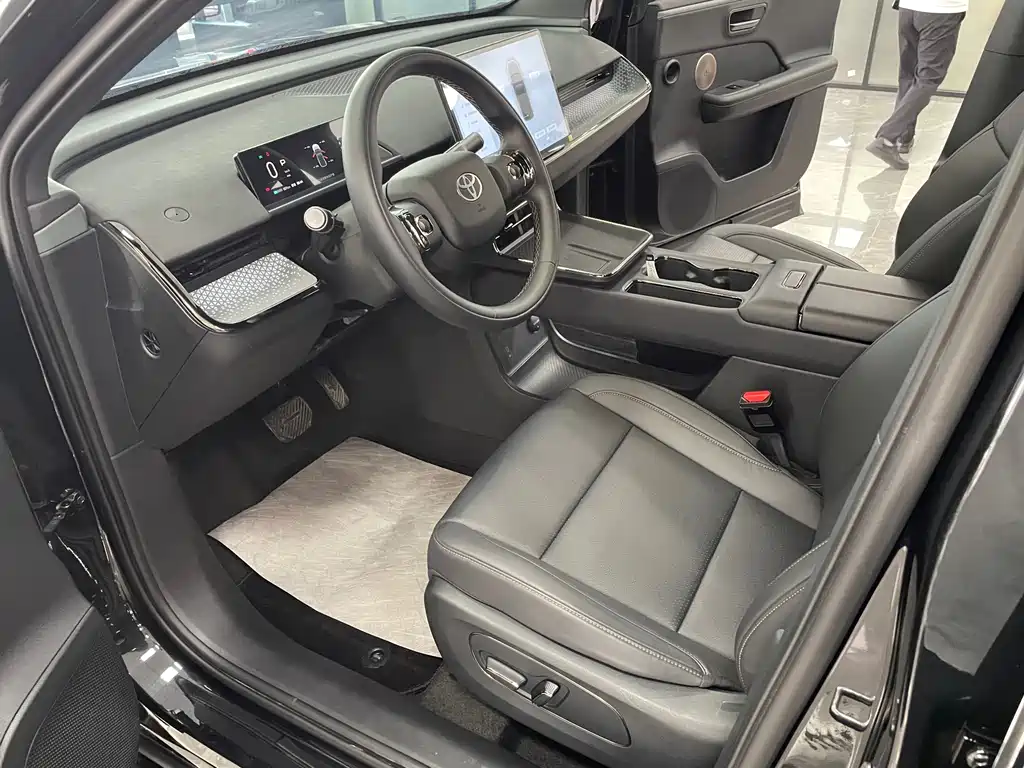 Toyota bZ3X — миниатюра 5