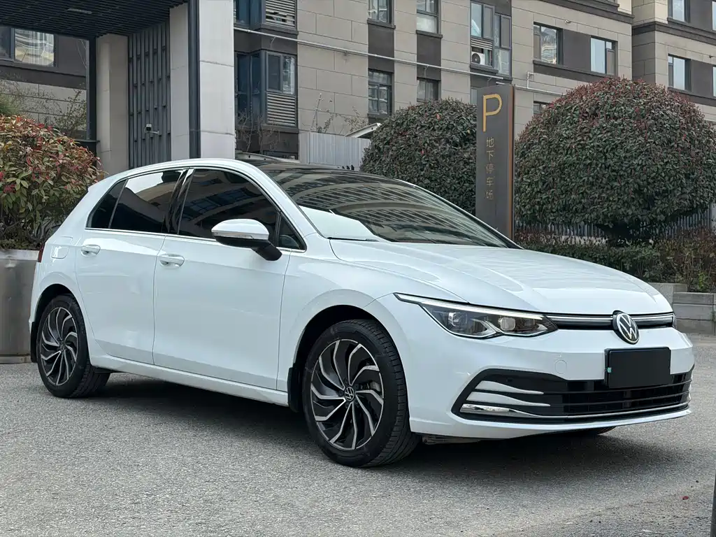 Volkswagen Golf — миниатюра 3