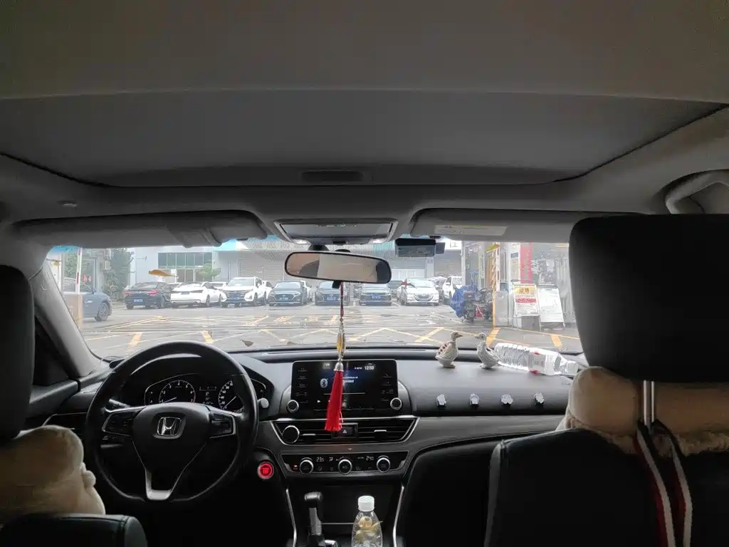 Honda Accord — миниатюра 19