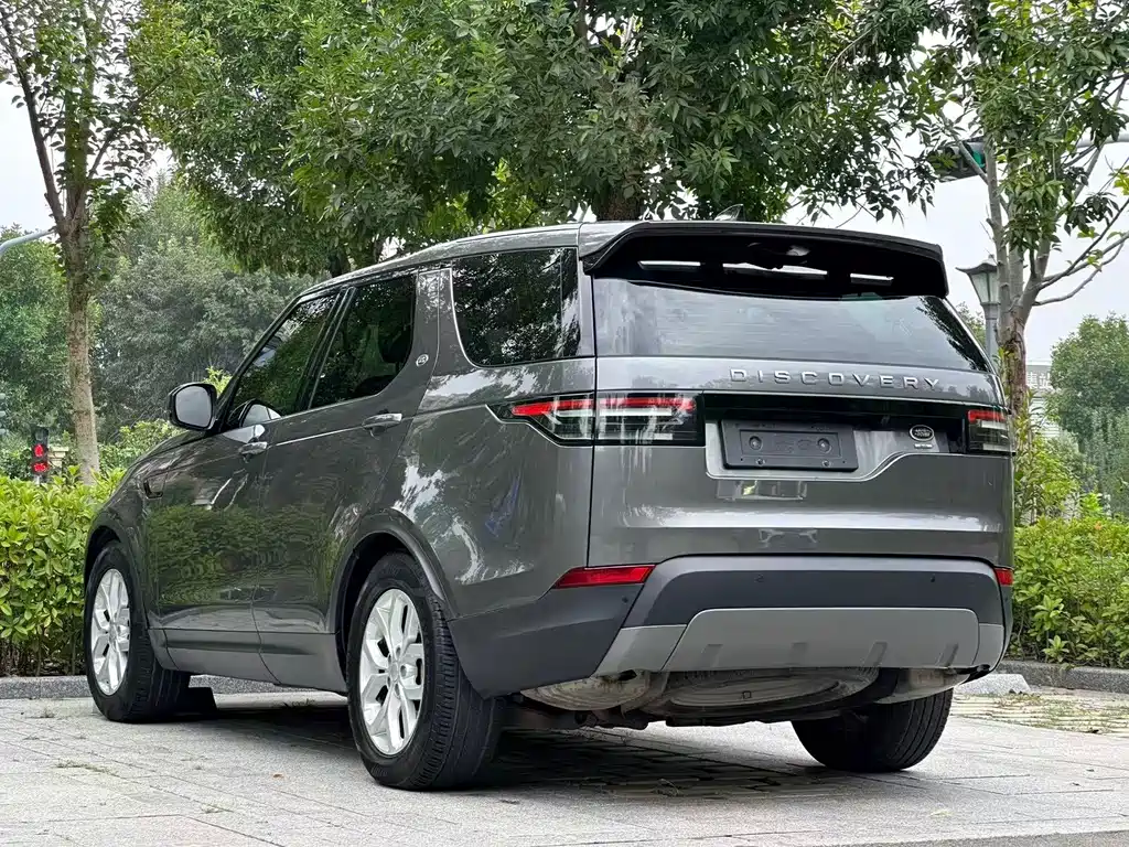 Land Rover Discovery — миниатюра 3