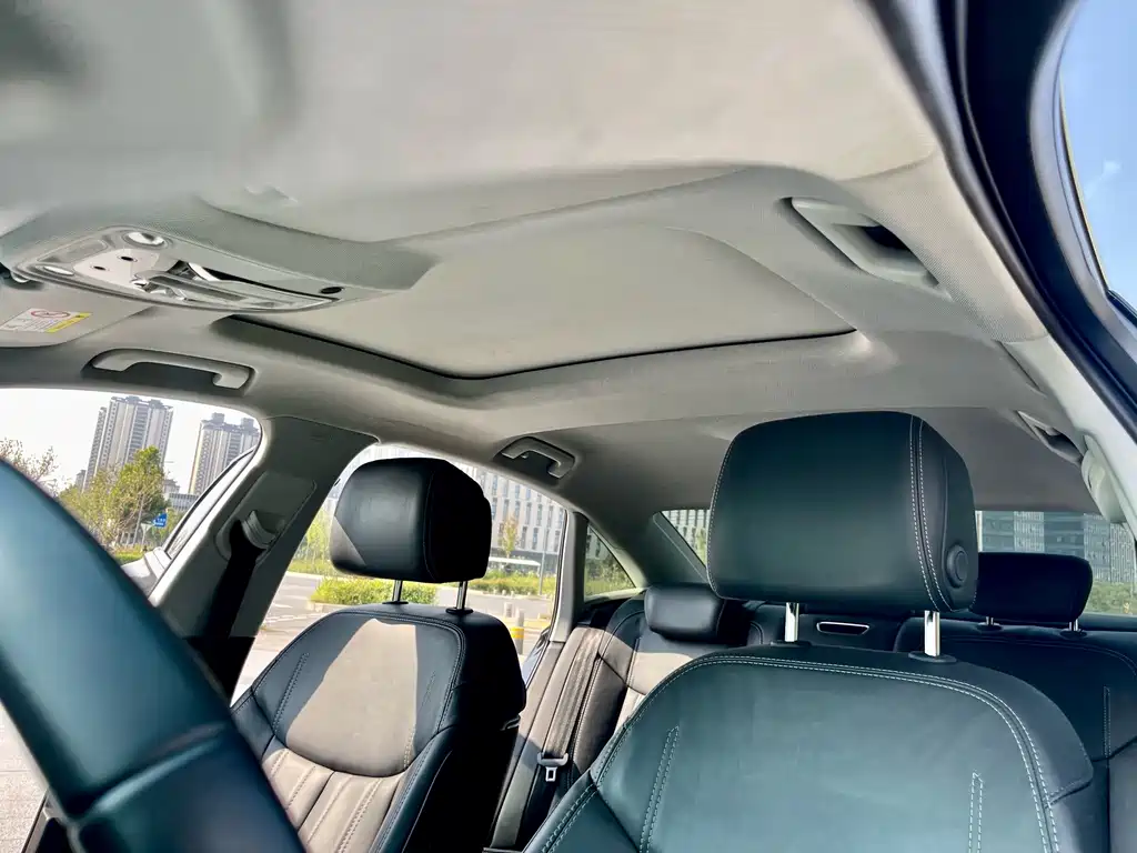 Audi A6L — миниатюра 6