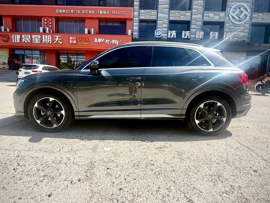Audi Q3 2022 35 TFSI Fashion