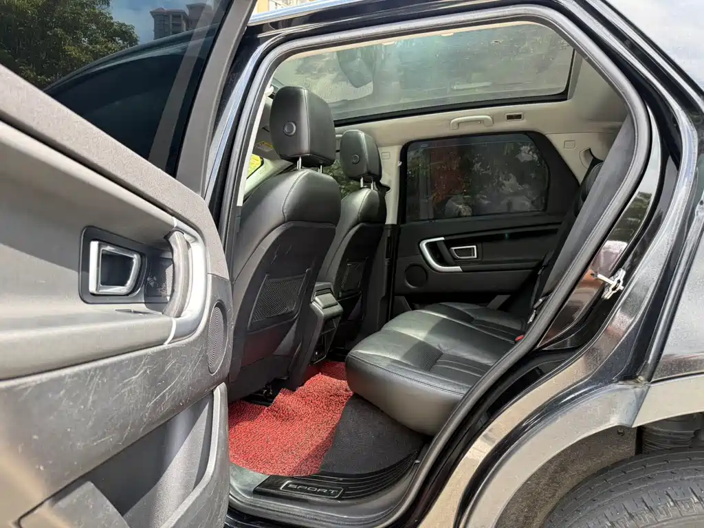 Land Rover Discovery Sport — миниатюра 9