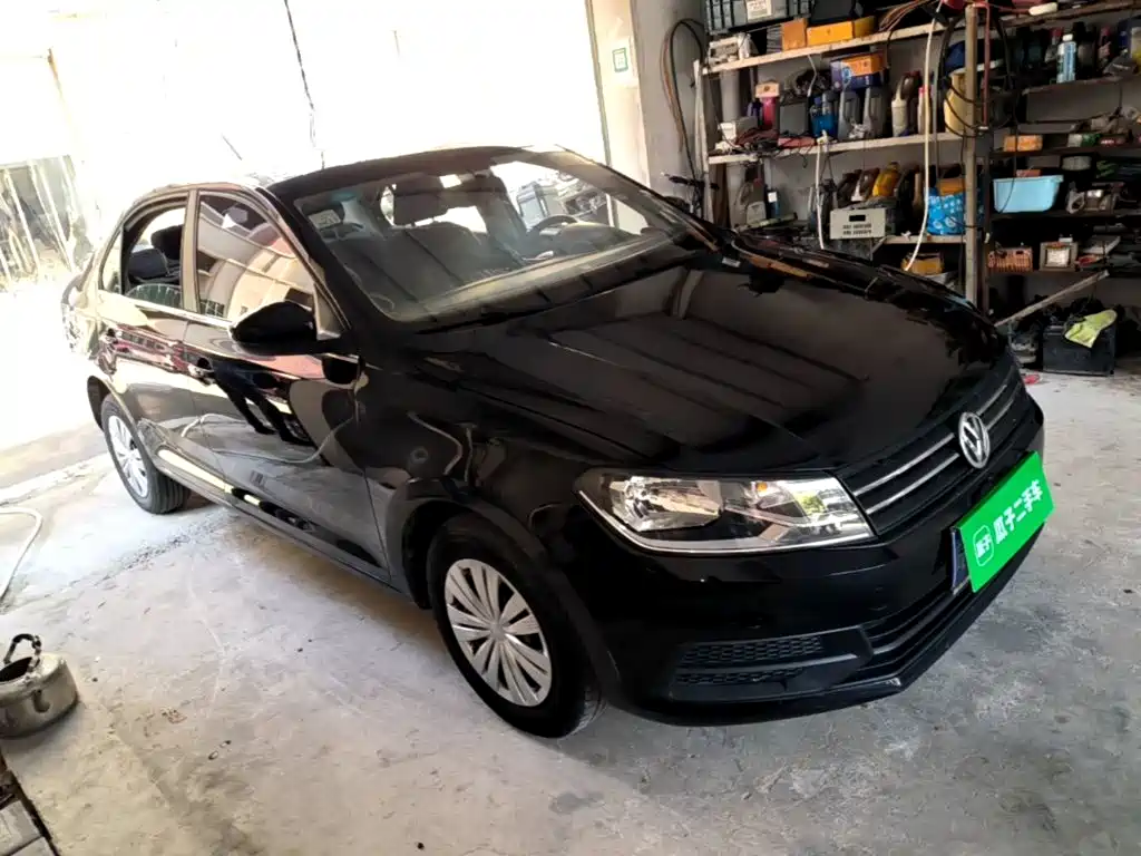 Volkswagen Santana — миниатюра 4