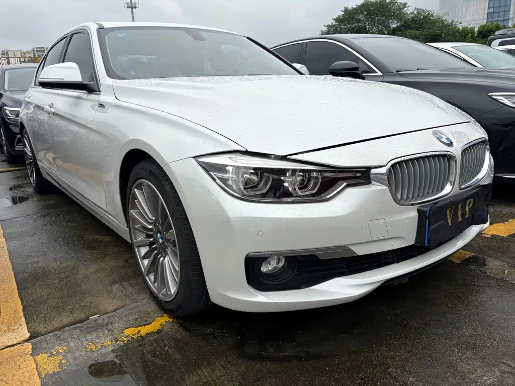 BMW 3 Series — миниатюра 3