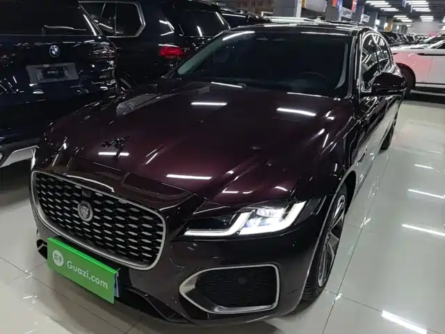 Jaguar XFL
