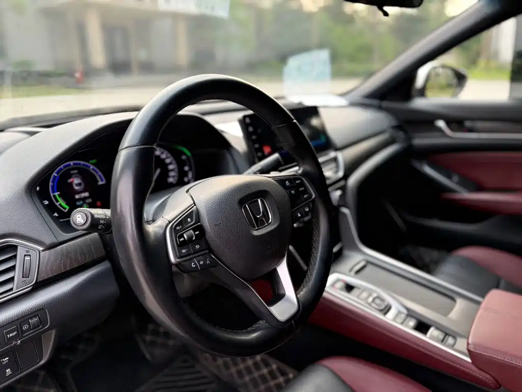 Honda Inspire — миниатюра 6