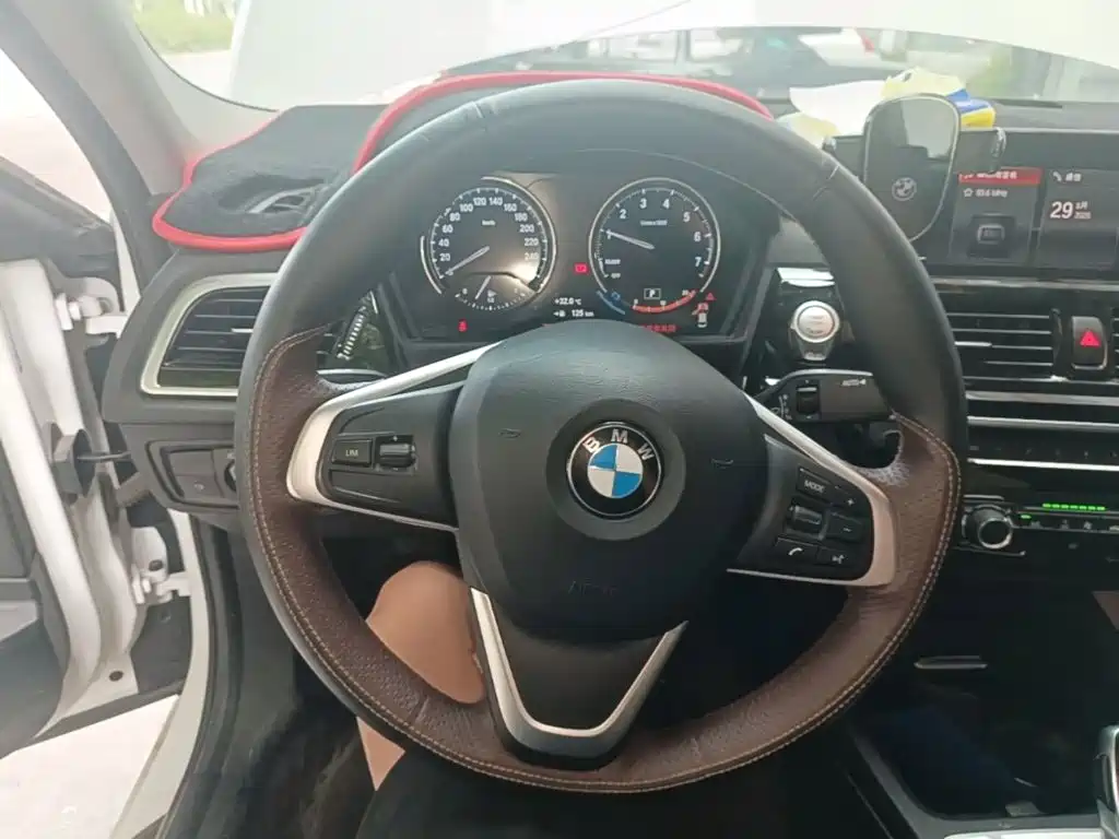 BMW 1 Series — миниатюра 11